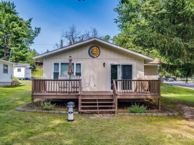 House for sale in West Branch House for sale in West Branch
