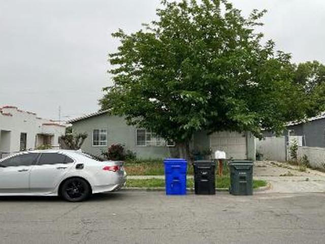 House for sale in Rialto House for sale in Rialto