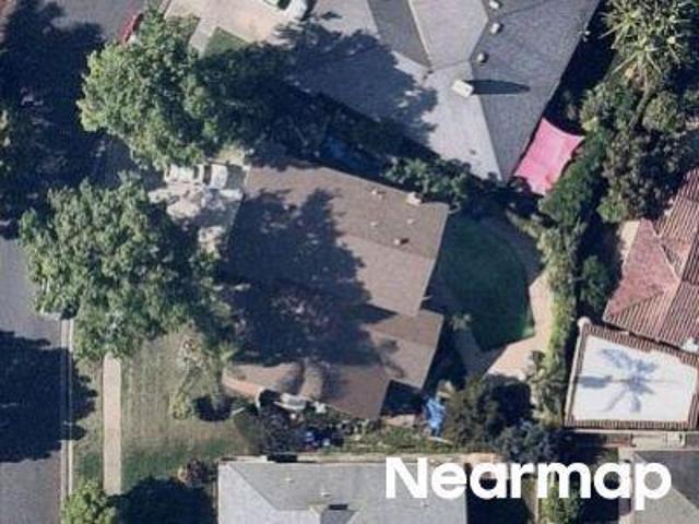 House for sale in Santa Ana