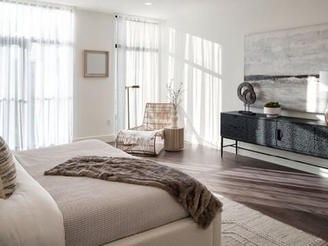 Condo for sale in Beverly Hills, California