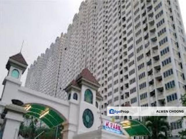 Condominium for sale in Mukim 13, Georgetown