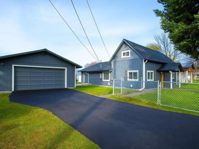 House for sale in Deer Park, Washington