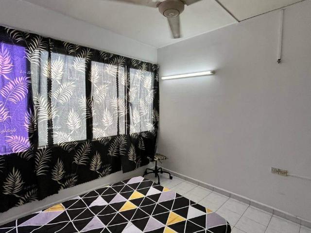 Room for rent in Georgetown, Penang