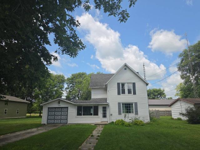 House for sale in Forrest, Illinois