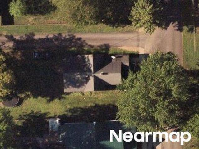 House for sale in Syracuse, Indiana