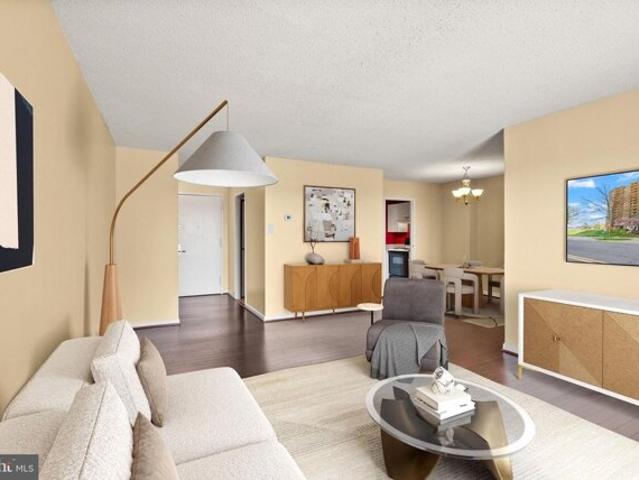 Condo for sale in Alexandria