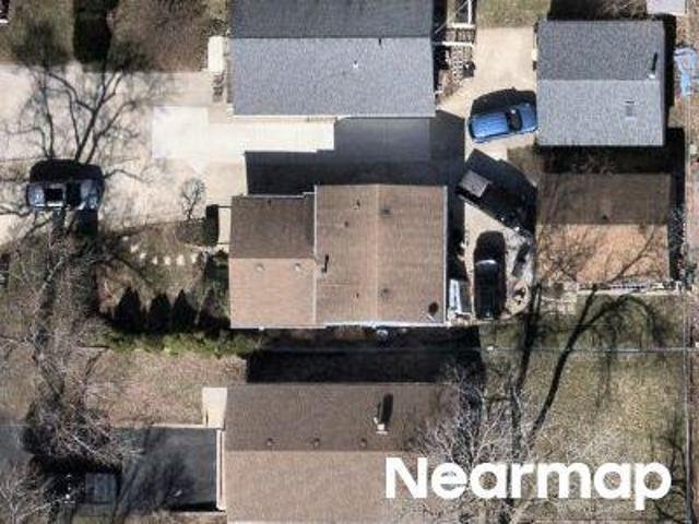 House for sale in Illinois