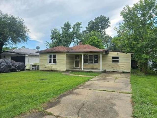 House for sale in Dexter