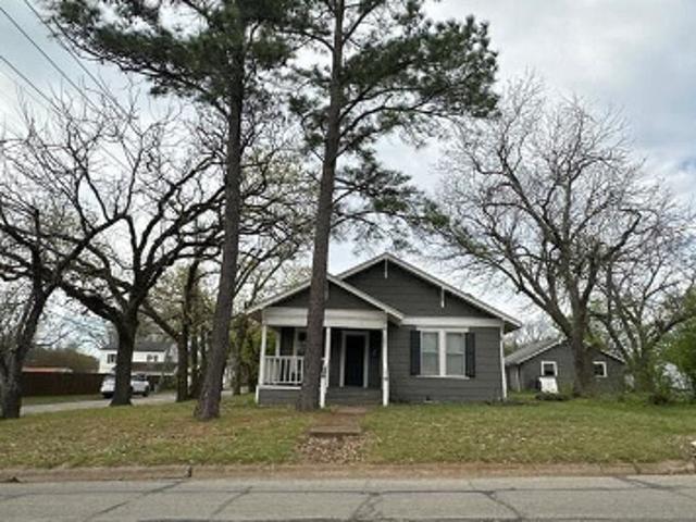 House for sale in Ellis, Texas