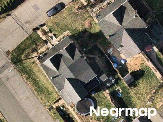 House for sale in Lopatcong Township, Warren County