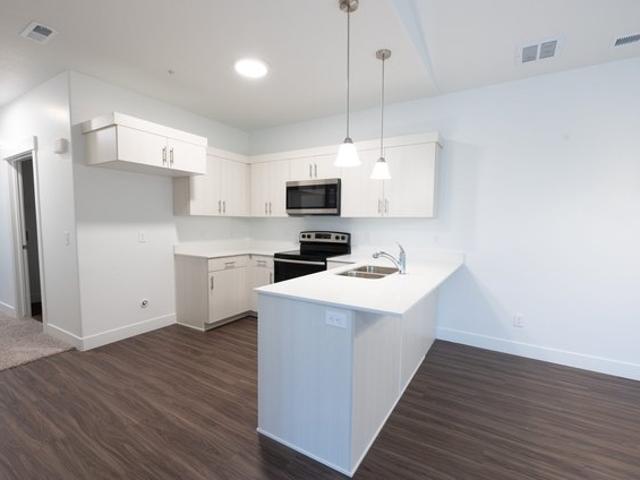 Condo for sale in Saratoga Springs, Utah