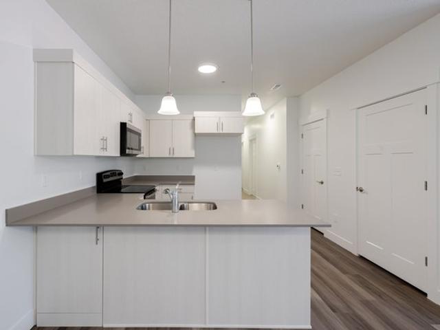 Condo for sale in Saratoga Springs, Utah