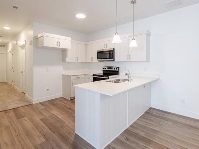 Condo for sale in Saratoga Springs, Utah