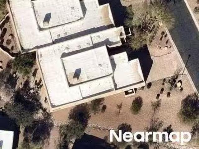 House for sale in Avondale