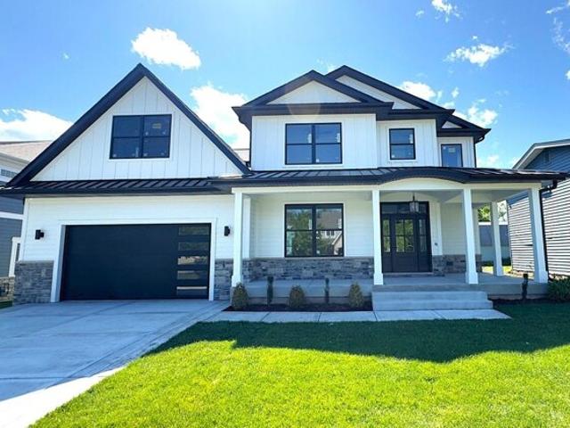 House for sale in Arlington Heights