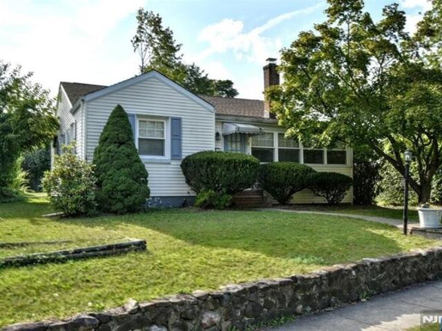 House for sale in Mahwah, New Jersey