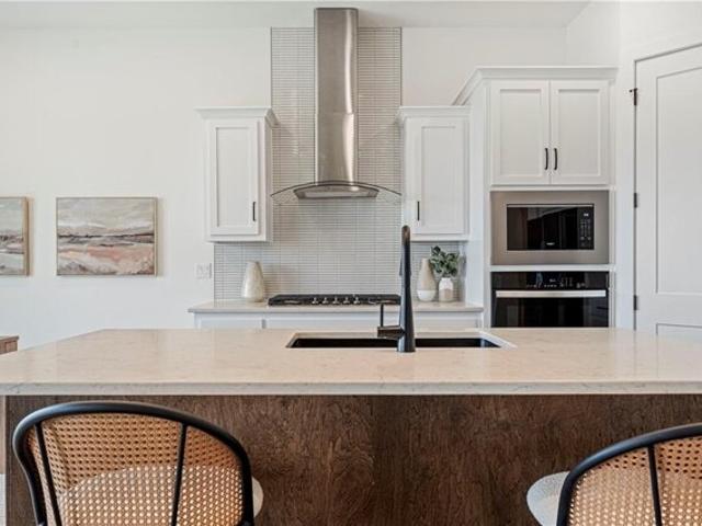 House for sale in Basehor, Kansas