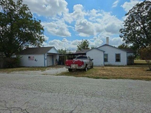 House for sale in Throckmorton, Throckmorton County