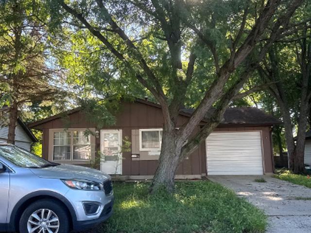 House for sale in Taylorville, Illinois