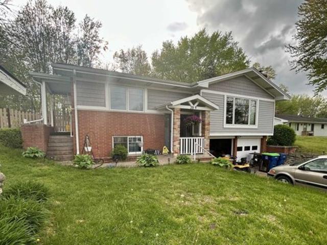 House for sale in Freeland