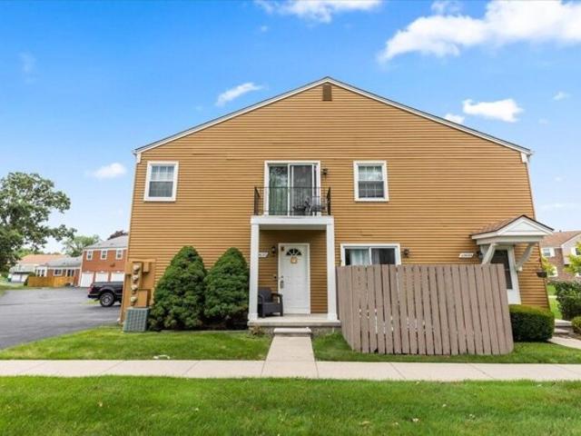 Condo for sale in Novi