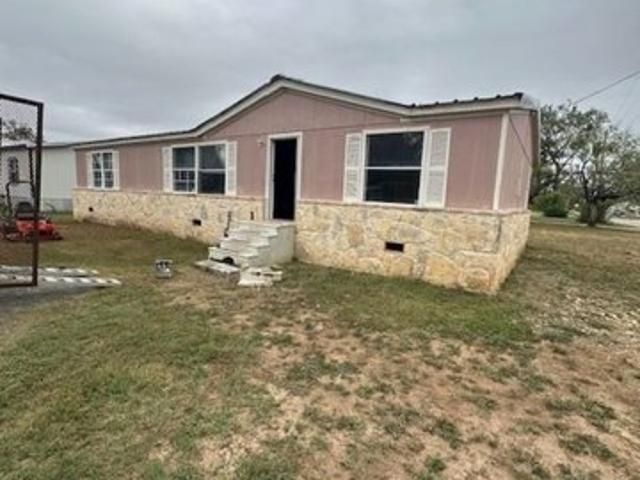 House for sale in Sabinal, Texas