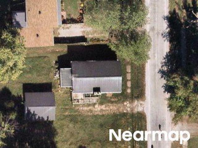House for sale in Hurst, Illinois