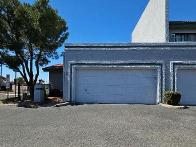 Condo for sale in Peoria