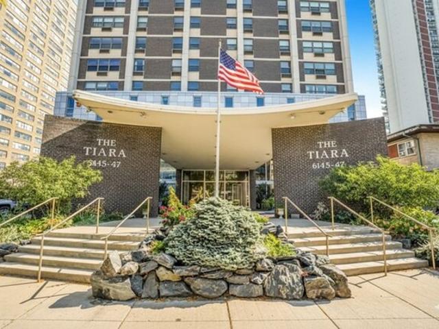 Condo for sale in Chicago, Illinois