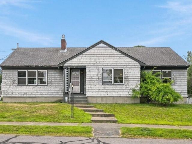 House for sale in Danvers, Massachusetts