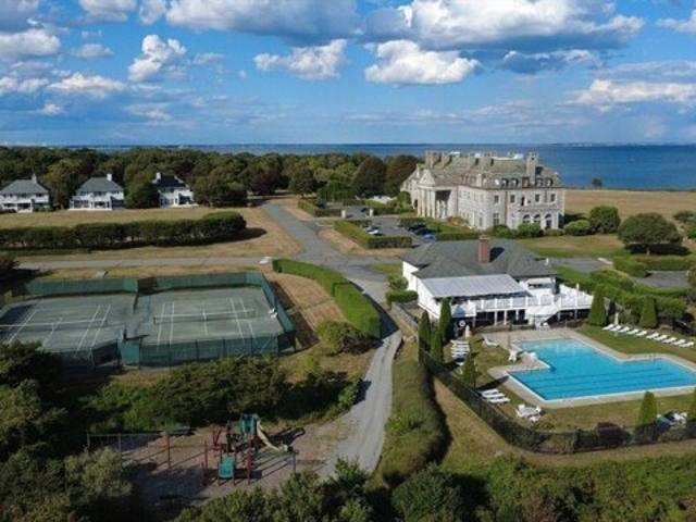 Condo for sale in Bristol, Massachusetts
