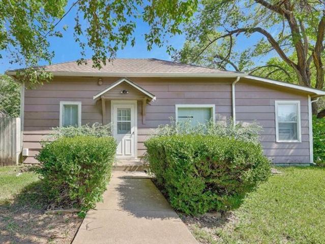 House for sale in Goddard