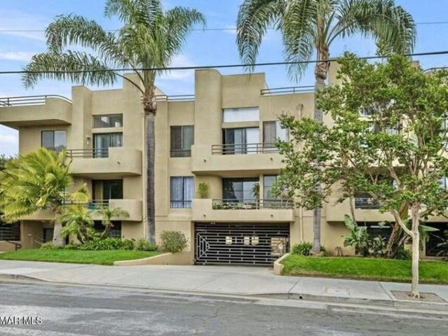 Condo for sale in Canoga Park, California