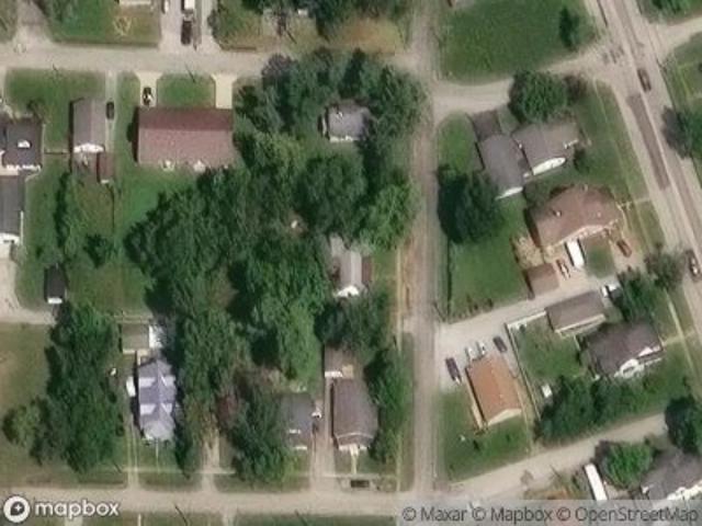 House for sale in Flora, Illinois