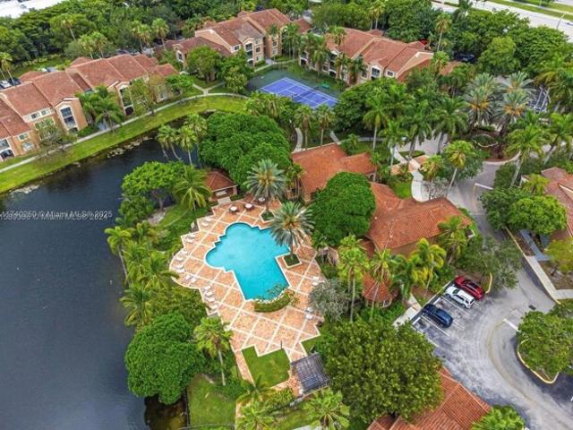 Condo for sale in Coconut Creek Condo for sale in Coconut Creek