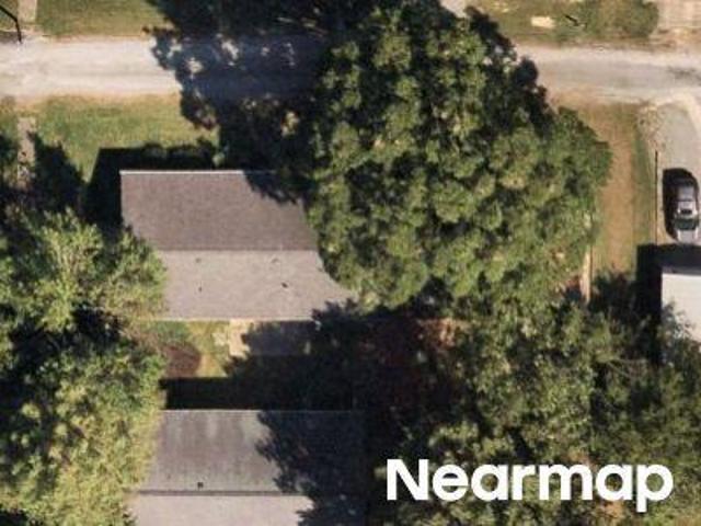 House for sale in Christopher