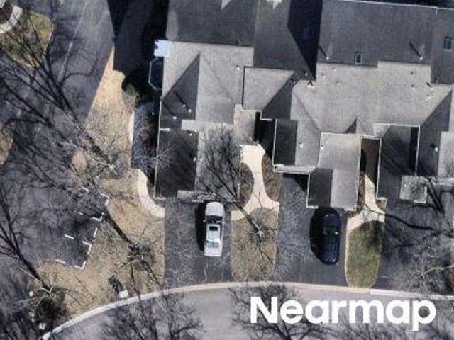 Condo for sale in Arlington Heights, Illinois