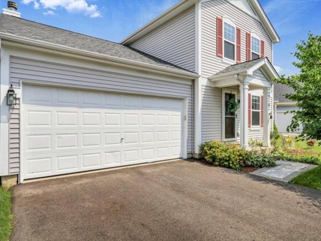 House for sale in Round Lake