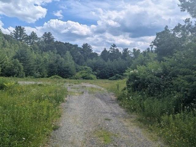Land for sale in Charlton, Massachusetts