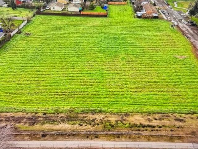 Land for sale in Reedley, California