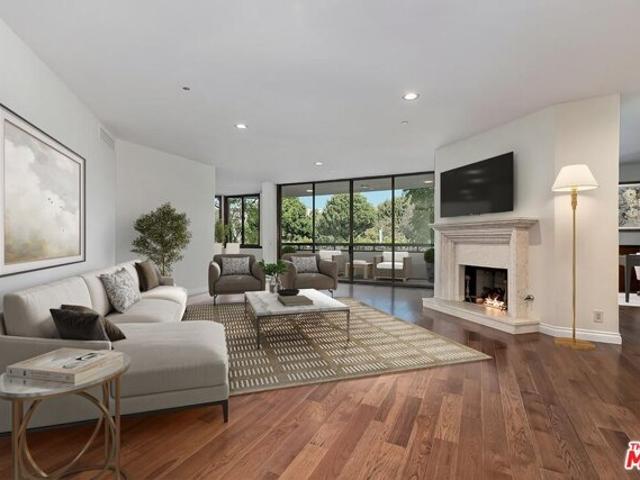 Condo for sale in Beverly Hills, California