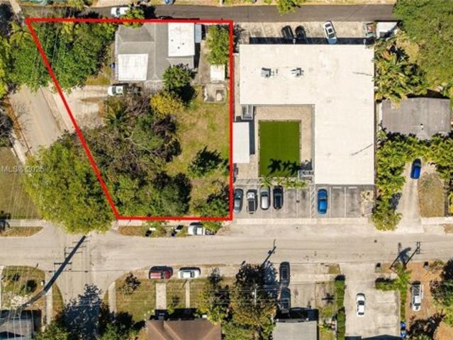 Land for sale in Hollywood