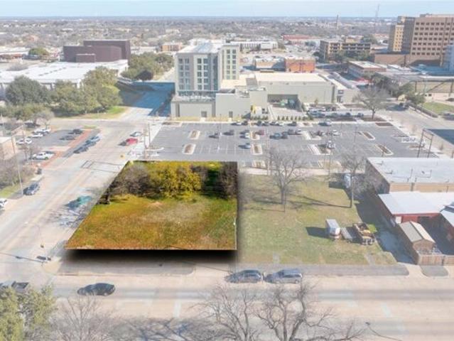 Land for sale in Taylor, Texas