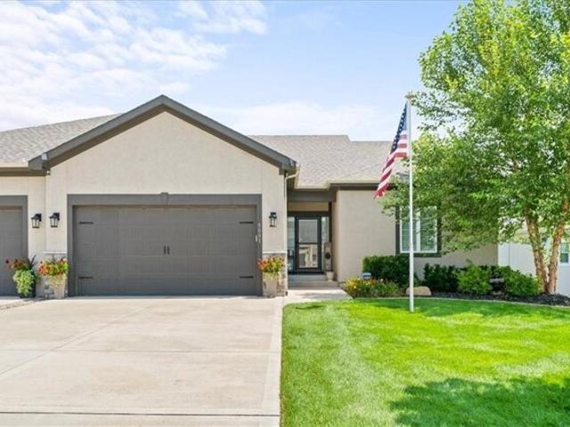 House for sale in Basehor, Kansas