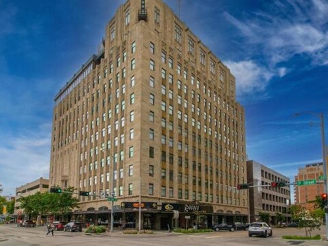 Condo for sale in Lincoln