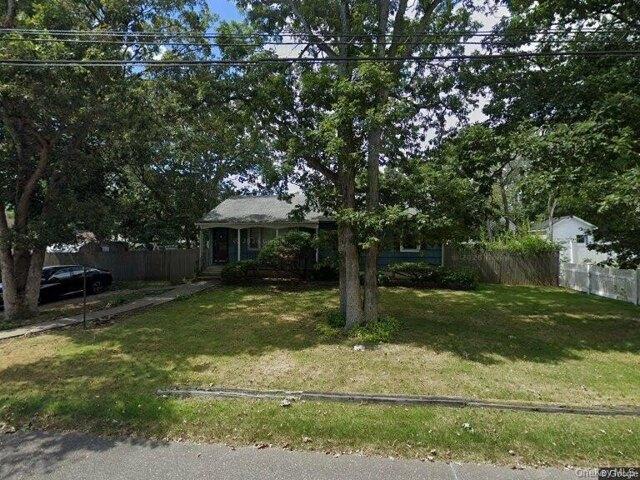 House for sale in Babylon, New York