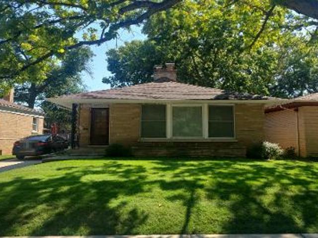 House for sale in Elmwood Park, Illinois