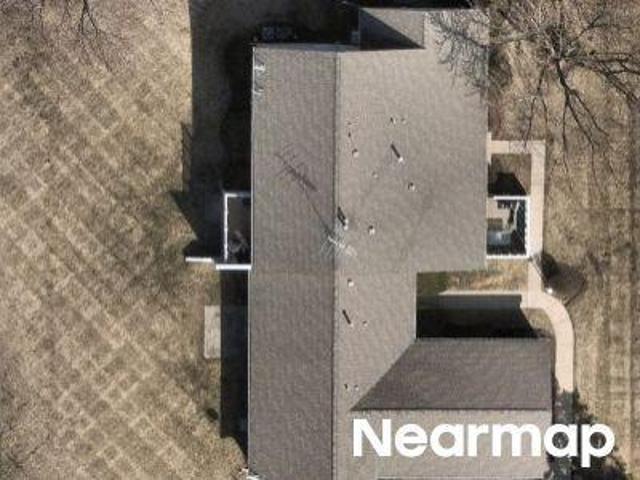 House for sale in Mchenry, Illinois