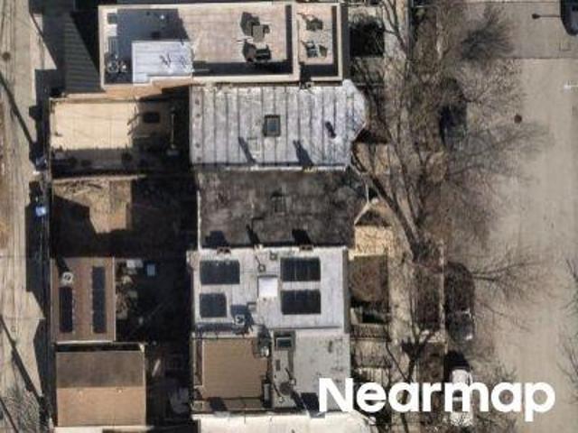 Townhouse for sale in Chicago Park, Illinois