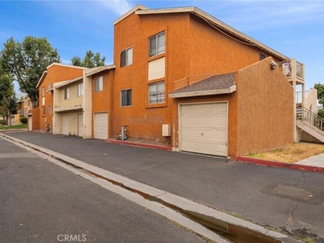 Condo for sale in San Bernardino, California